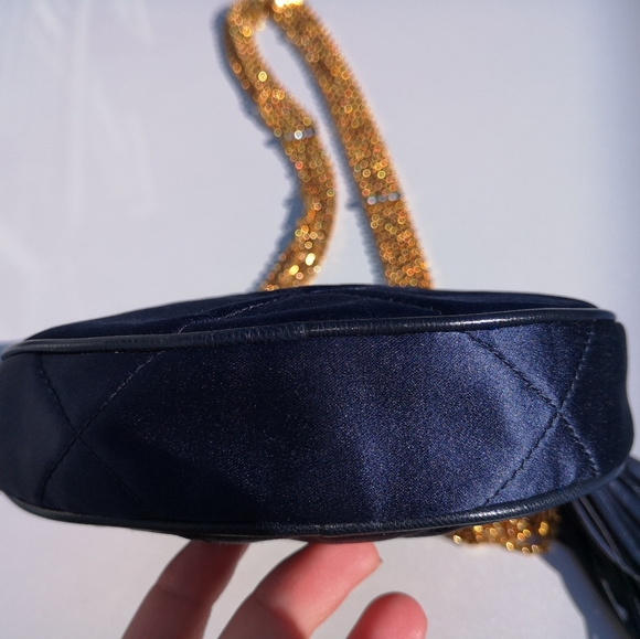 Chanel classic handbag - Picture 9 of 12